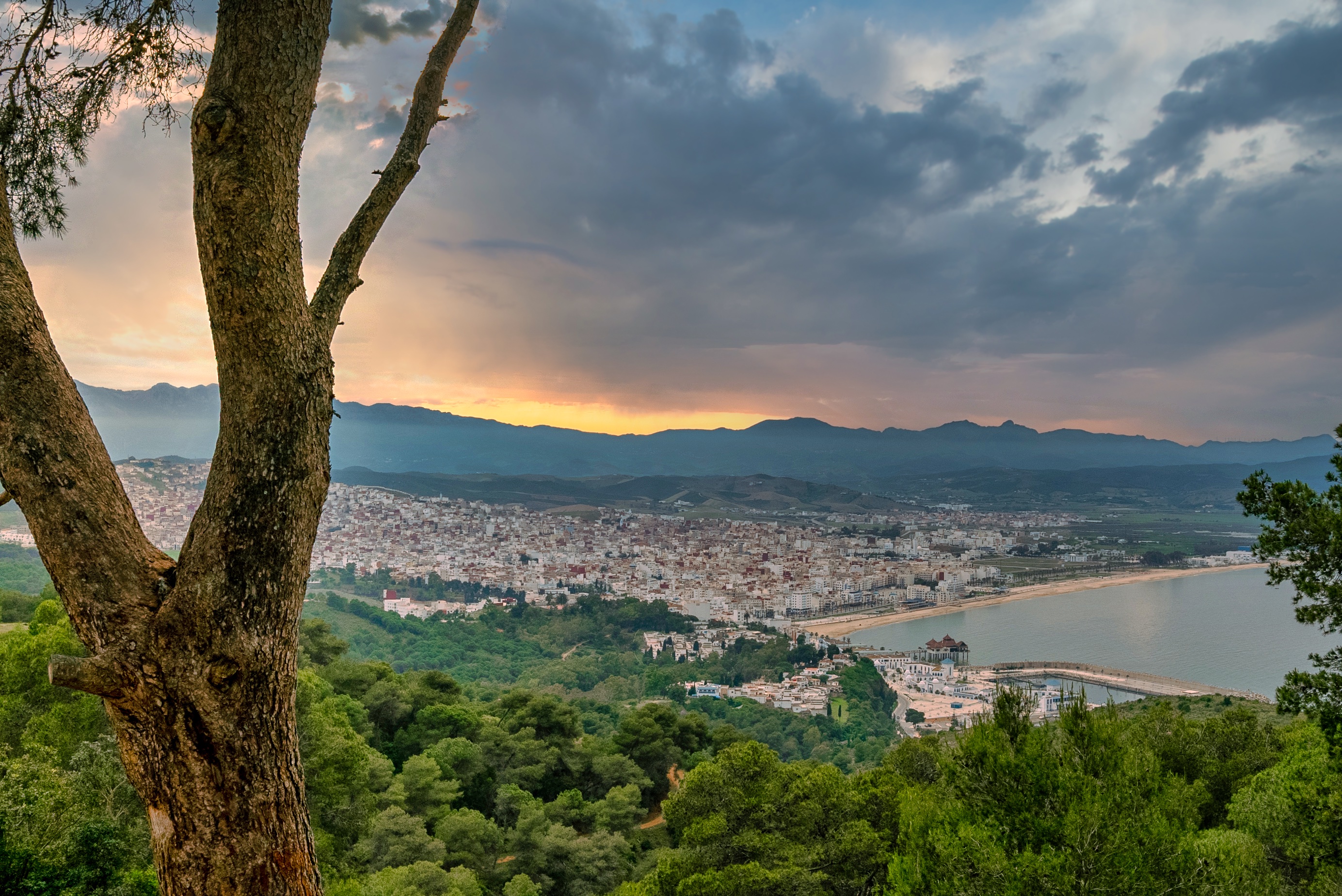 Tamouda bay mountains